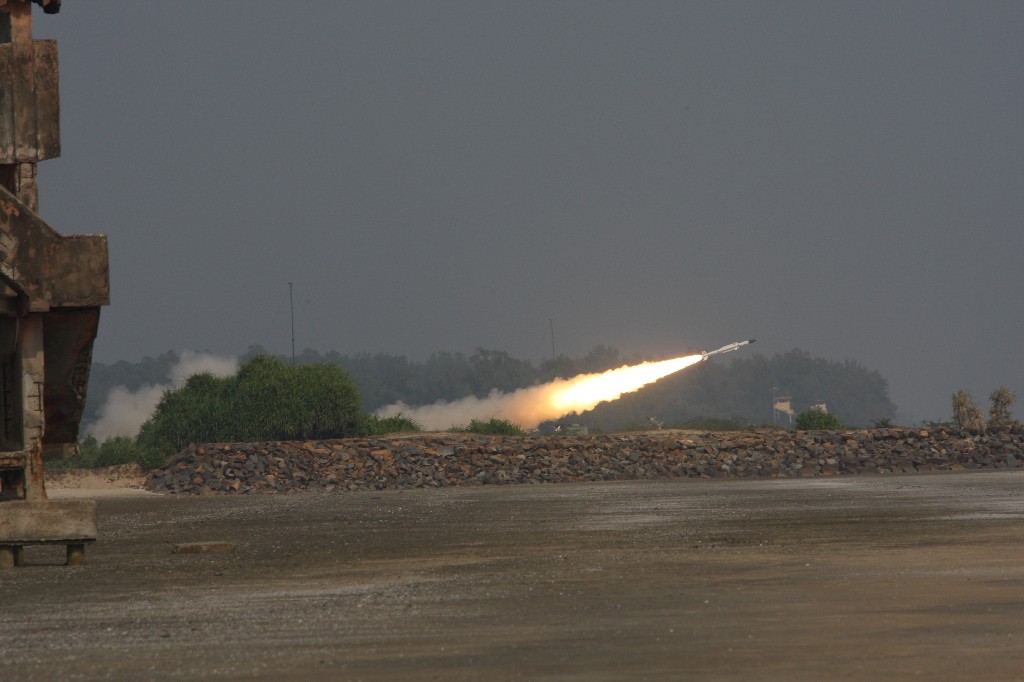 [579U0306-772167.JPG]