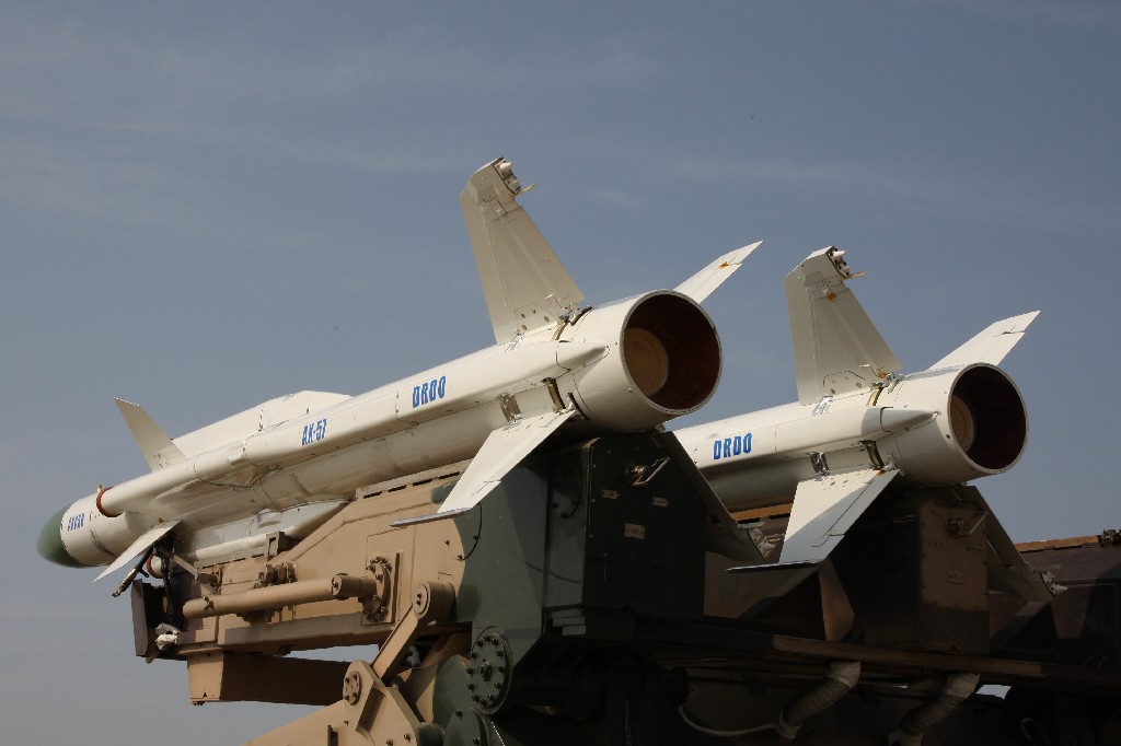 [579U0158-780649.JPG]