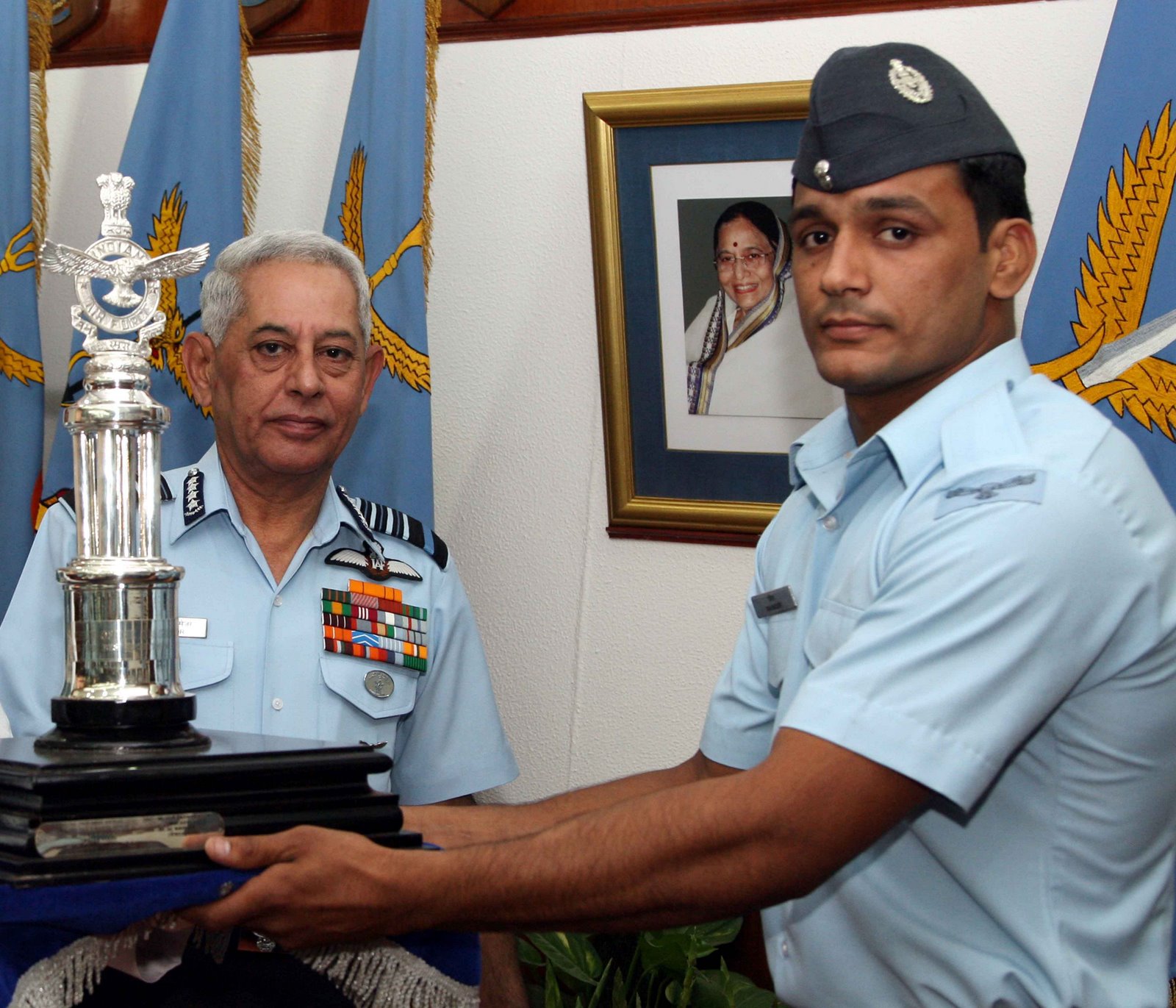 [IAF+CC+5-706574.jpg]