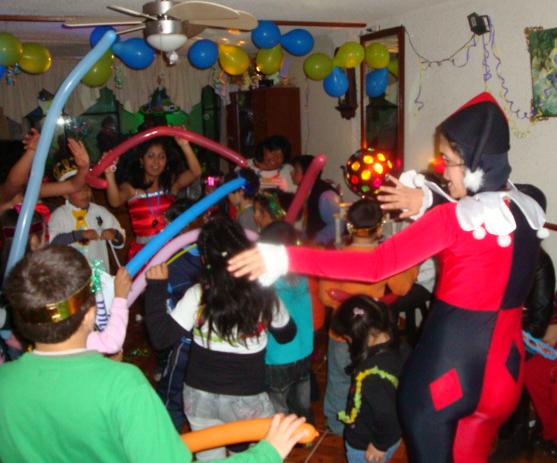 Saltimbanquis: HORA LOCA INFANTIL