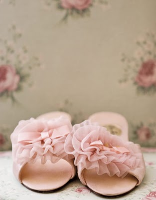 [ddnapink-slippers-roses0406-de.jpg]