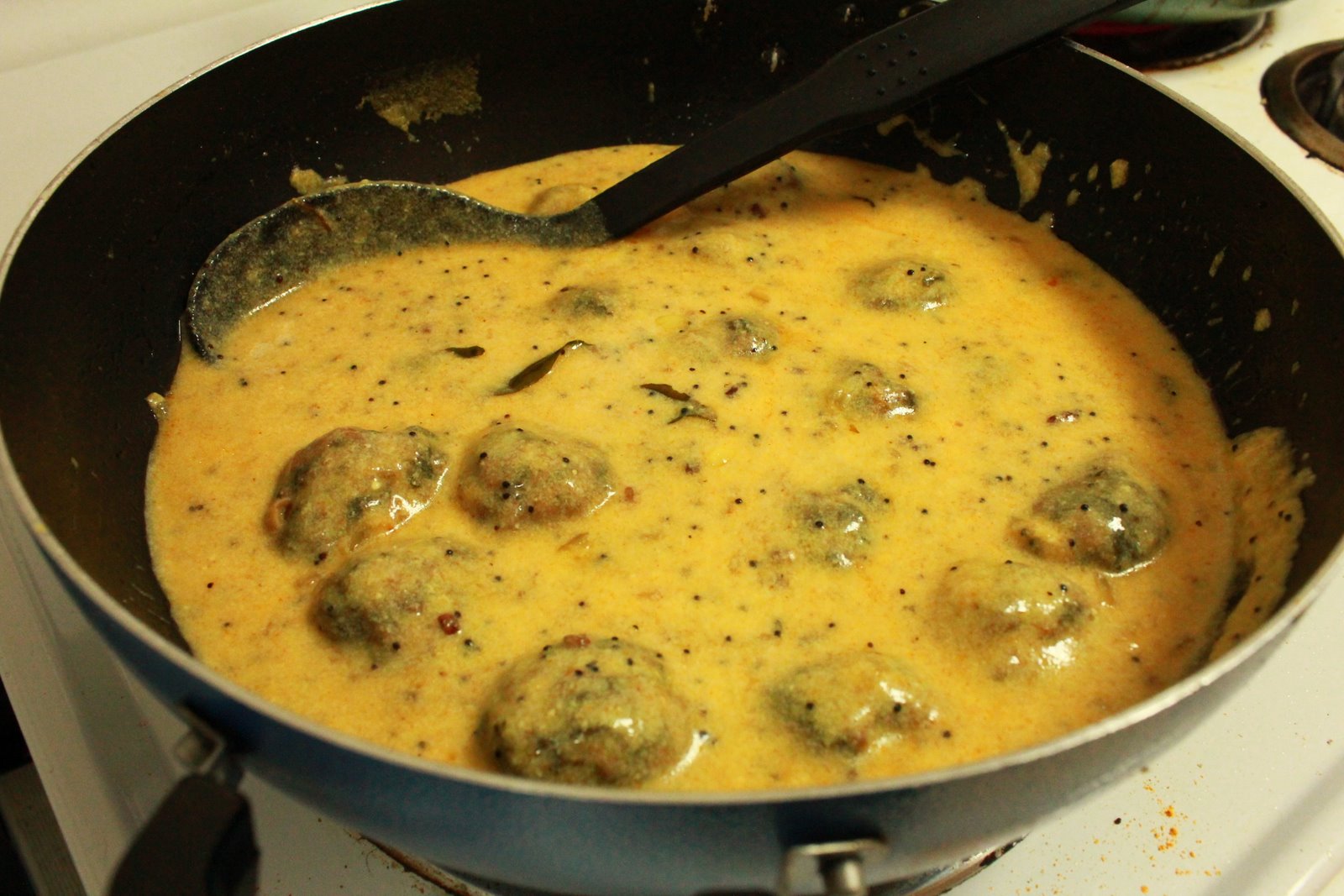 Cooking the Globe Spinach Kofta (with yogurt sauce)
