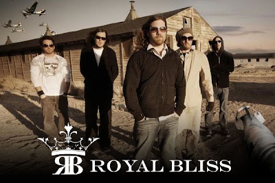 Royal Bliss - Life In Between (2009)