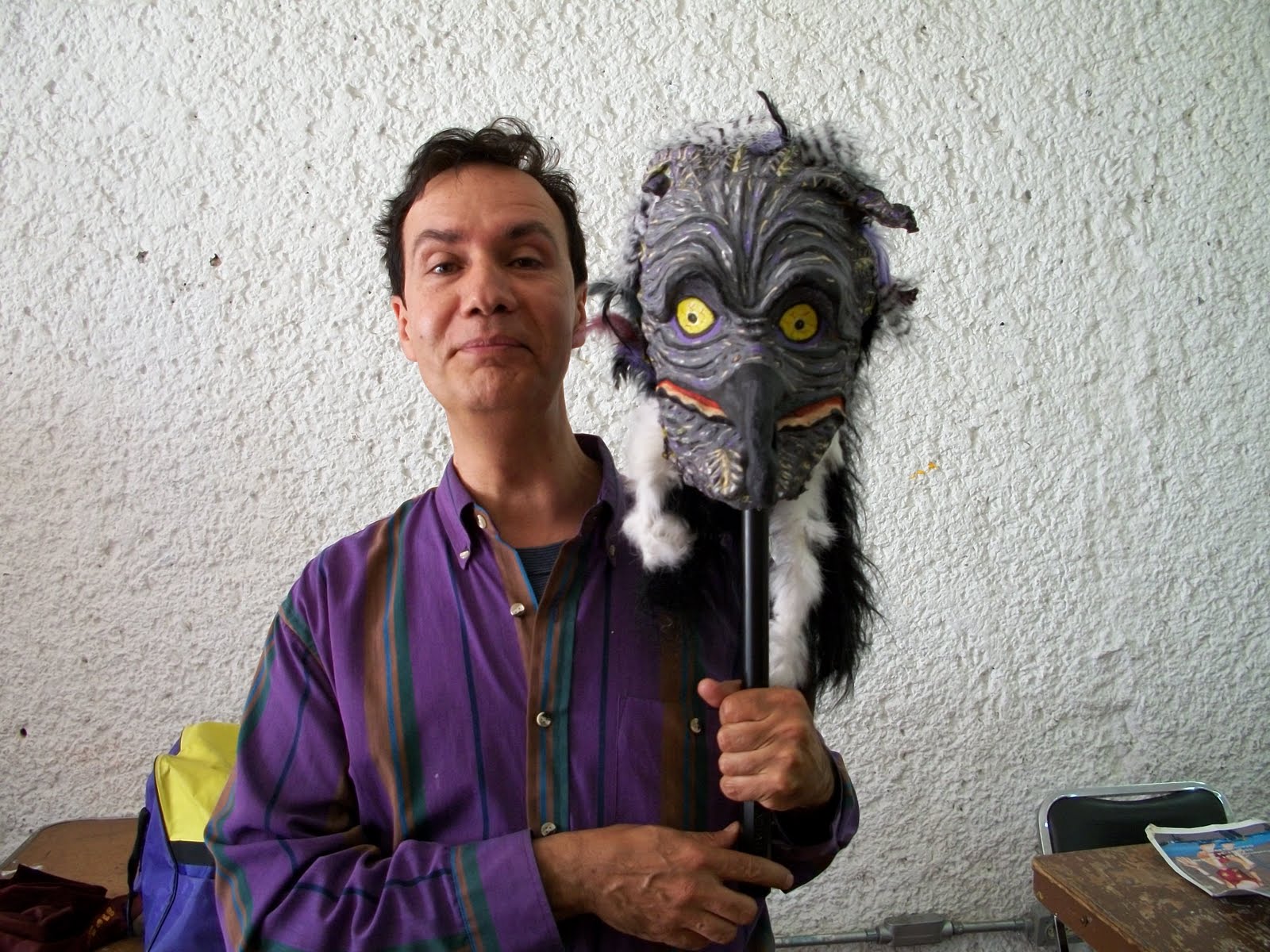 TALLER DE PAPEL HECHO A MANO Máscaras de Latex