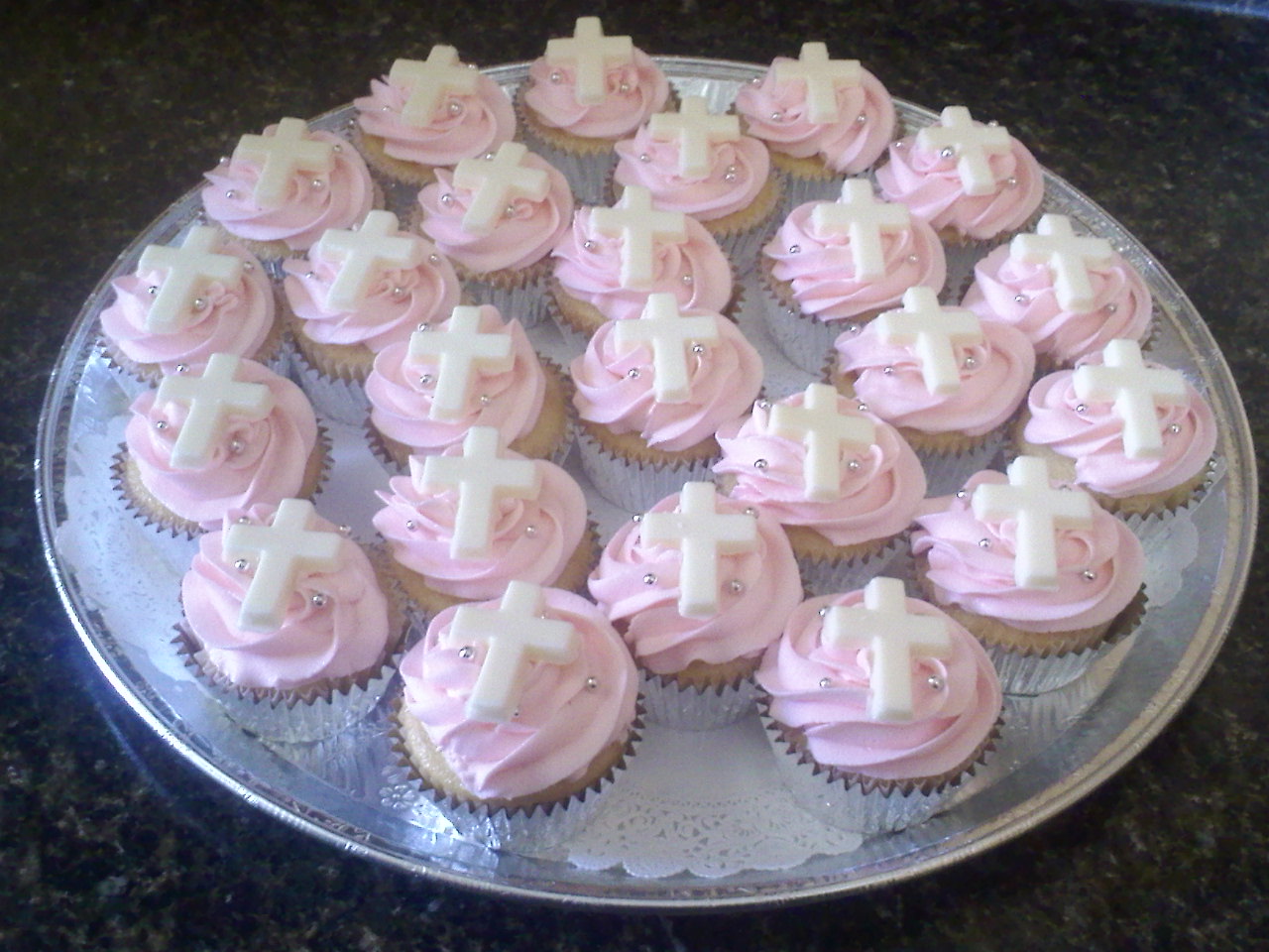 Lick Your Lips Cakes Baptism Cake & Cupcakes