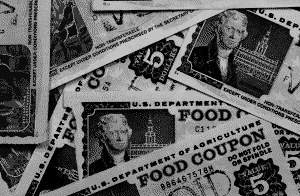 [090111-food-stamps.jpg]
