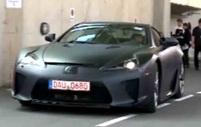 [091022-lexus-lfa2.jpg]
