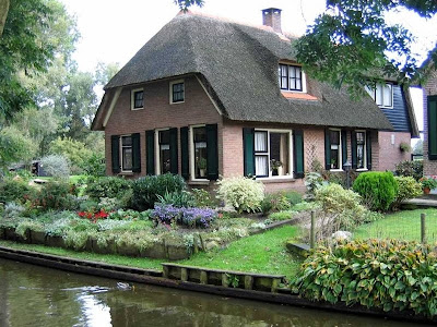 Holland Village ~ www.