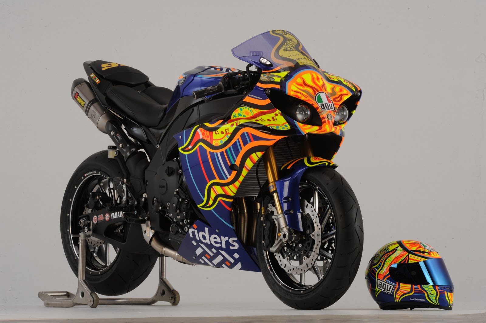 rossi yamaha r1