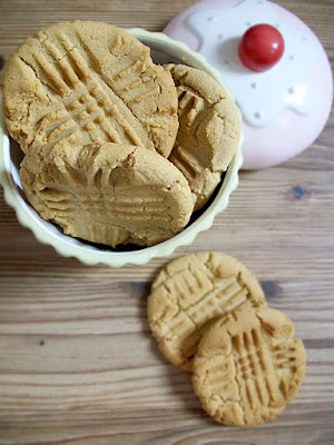 Sweet Melissa Sunday: Peanut Butter Cookies
