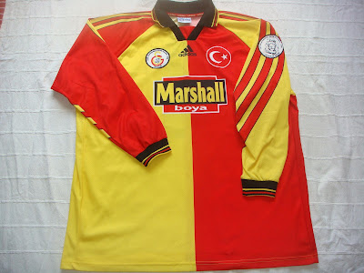 Galatasaray+Aslanlar+Grubu+Formas%C4%B1.JPG