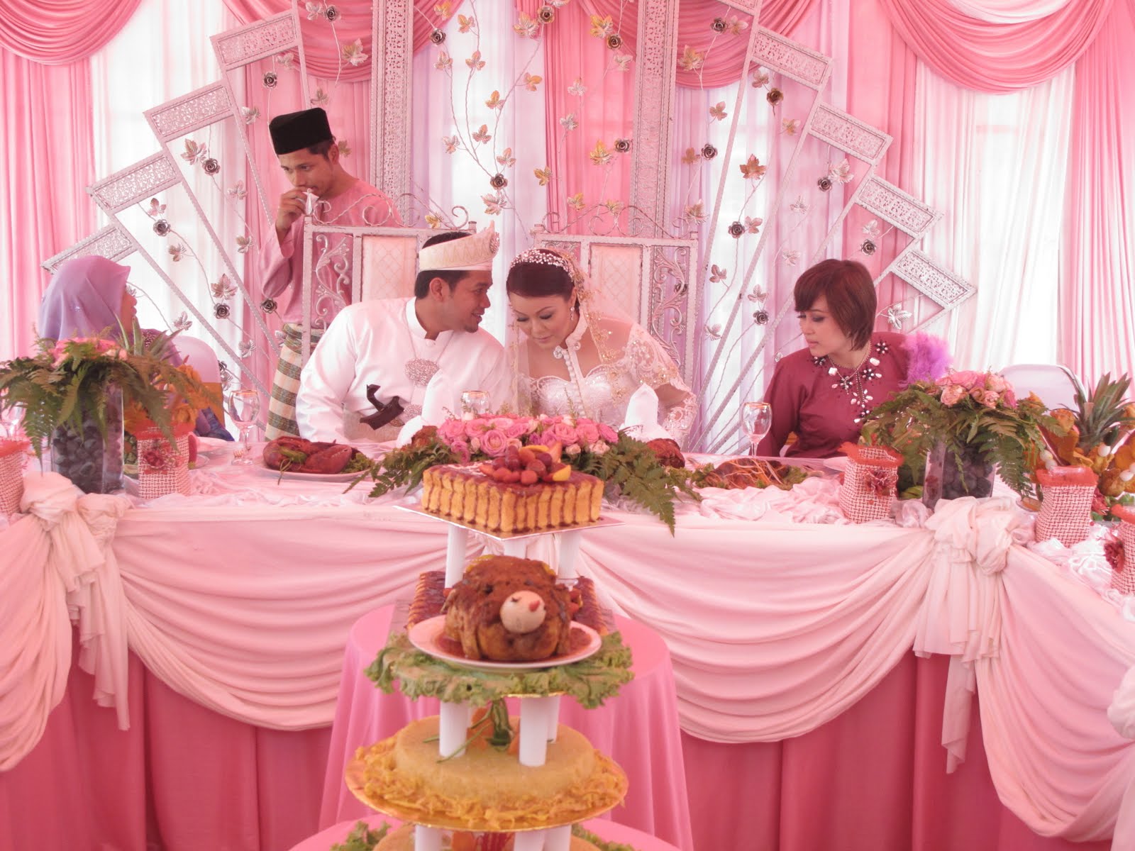 Nasi Lemak Lover Attended a Malay Wedding