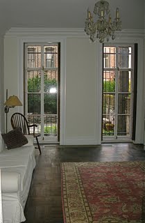 [125entryfloorrear.jpg]