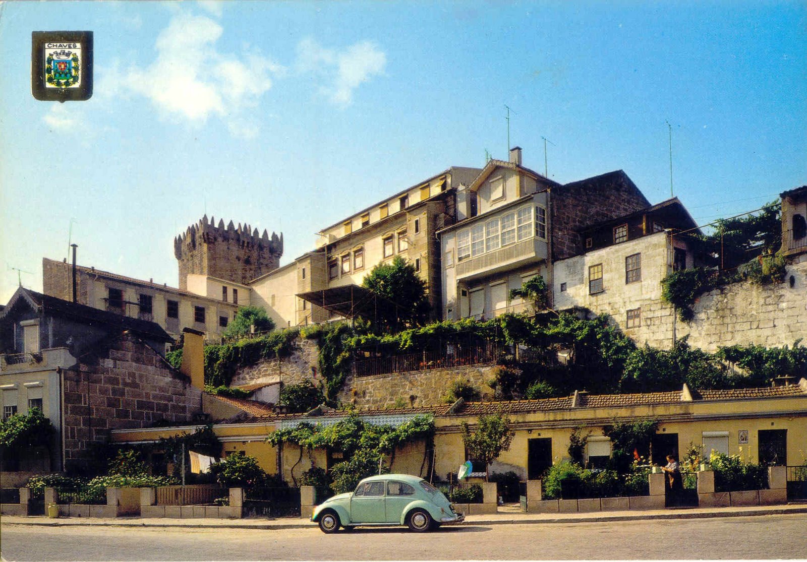 [Chaves+-+Casas+Típicas+e+Castelo+(p).jpg]
