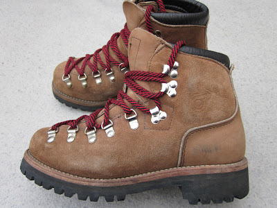 10engines: dexter hiking boots