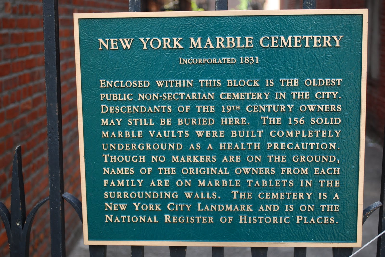 Mille Fiori Favoriti The New York Marble Cemetery