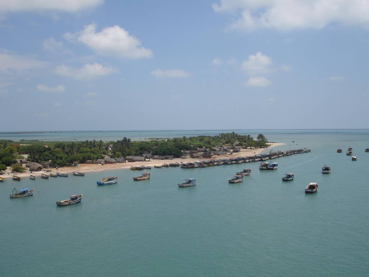 Tourist Guide: Rameshwaram Beach