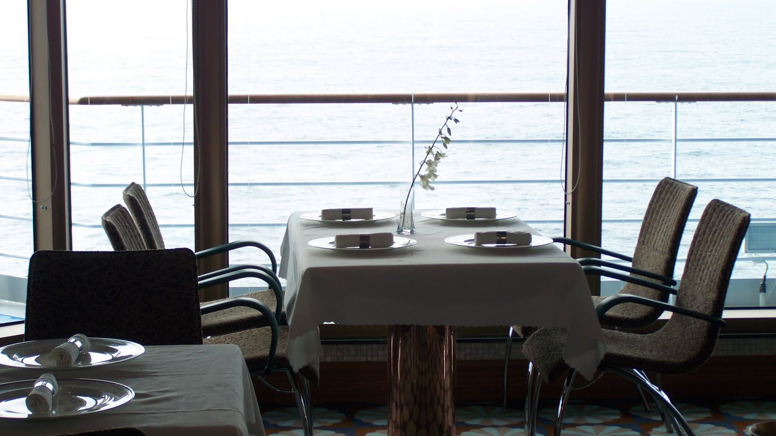 Kreuzfahrt-Tagebücher: Die Costa Luminosa und Schiffe, die wir