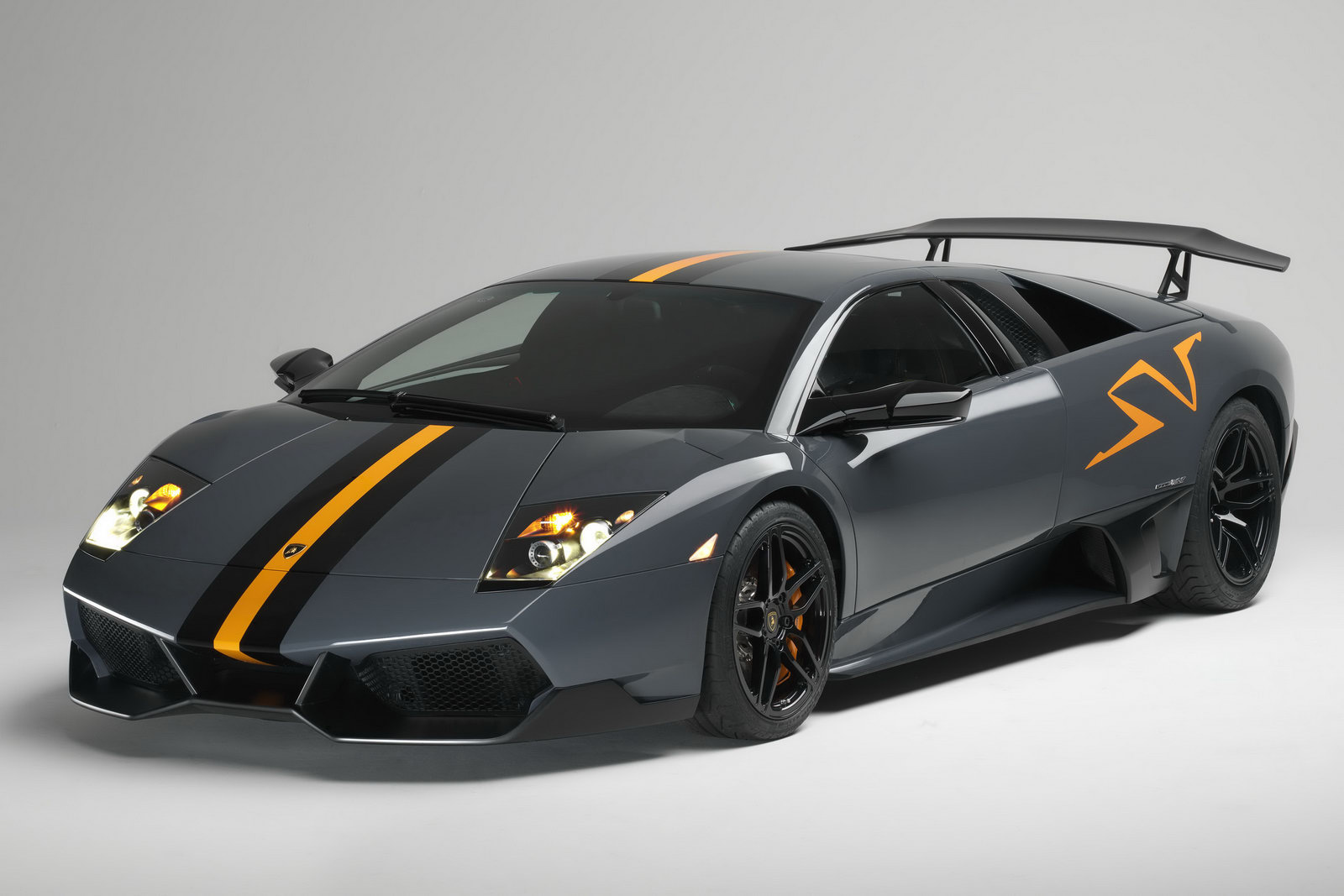 Guinness Book: Top 10 List of the Most Expensive Cars in 