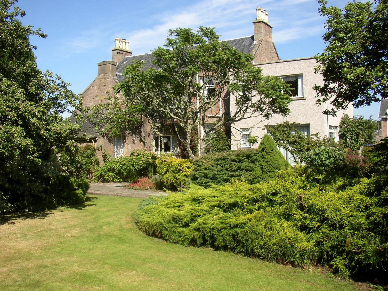 [94+Ballifeary+House+Exterior-Inverness.jpg]