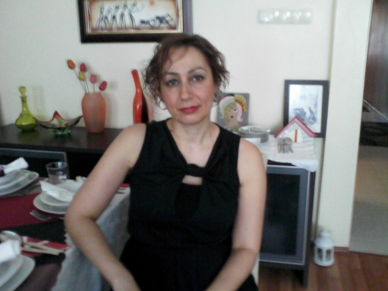 GÖNÜL�ÜN DÜNYASI. YEMEK DAVETİ