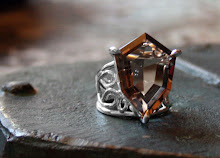 FOTOS Still  http://www.anamagalhaesjoias.com/index.html