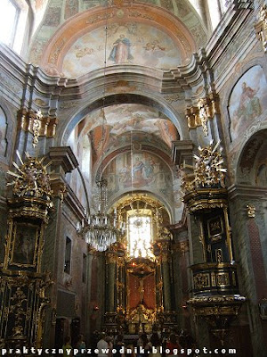 https://2.bp.blogspot.com/_pPH4KncjRIs/Sn_oWMMAz8I/AAAAAAAADgQ/ySCUMja9MMs/s400/chelm-kosciol-rozeslania-swietych-apostolow-2.jpg