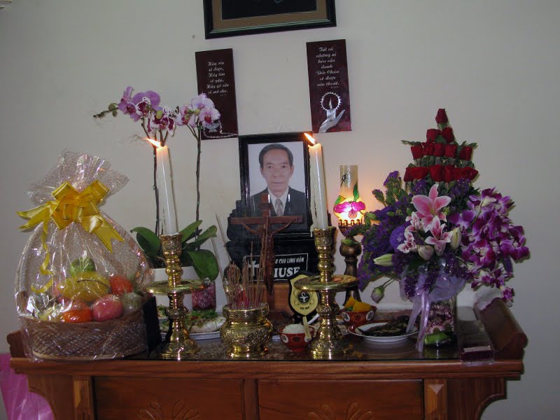 2010 Feb 22 Đã là giỗ đầu bạn Bùi Văn Thạch