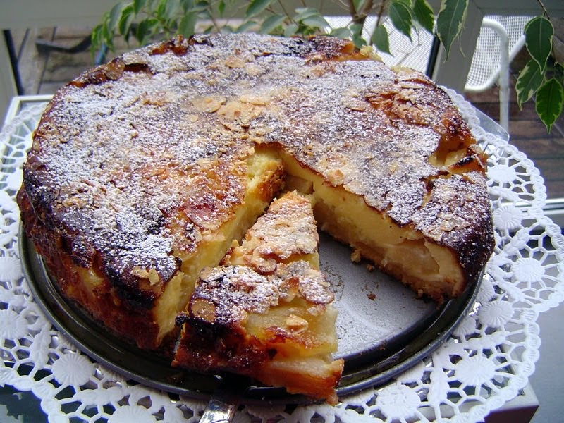 Webwelten - Uschis Kritzeleien: Apfel-Rahmkuchen mit Mandelkruste