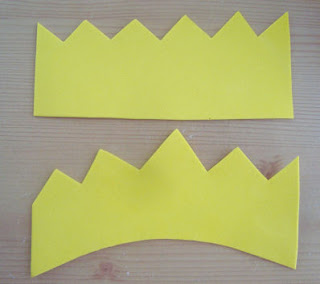 Yellow foam in crown shapes