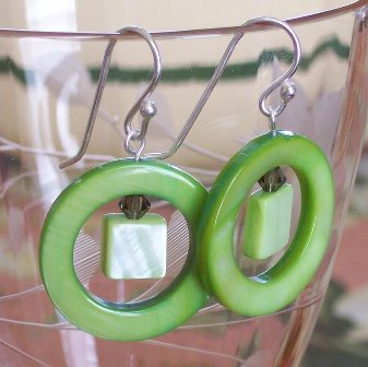 Circle Green Earrings