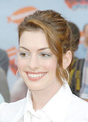 Anne Hathaway Kids' Choice Awards