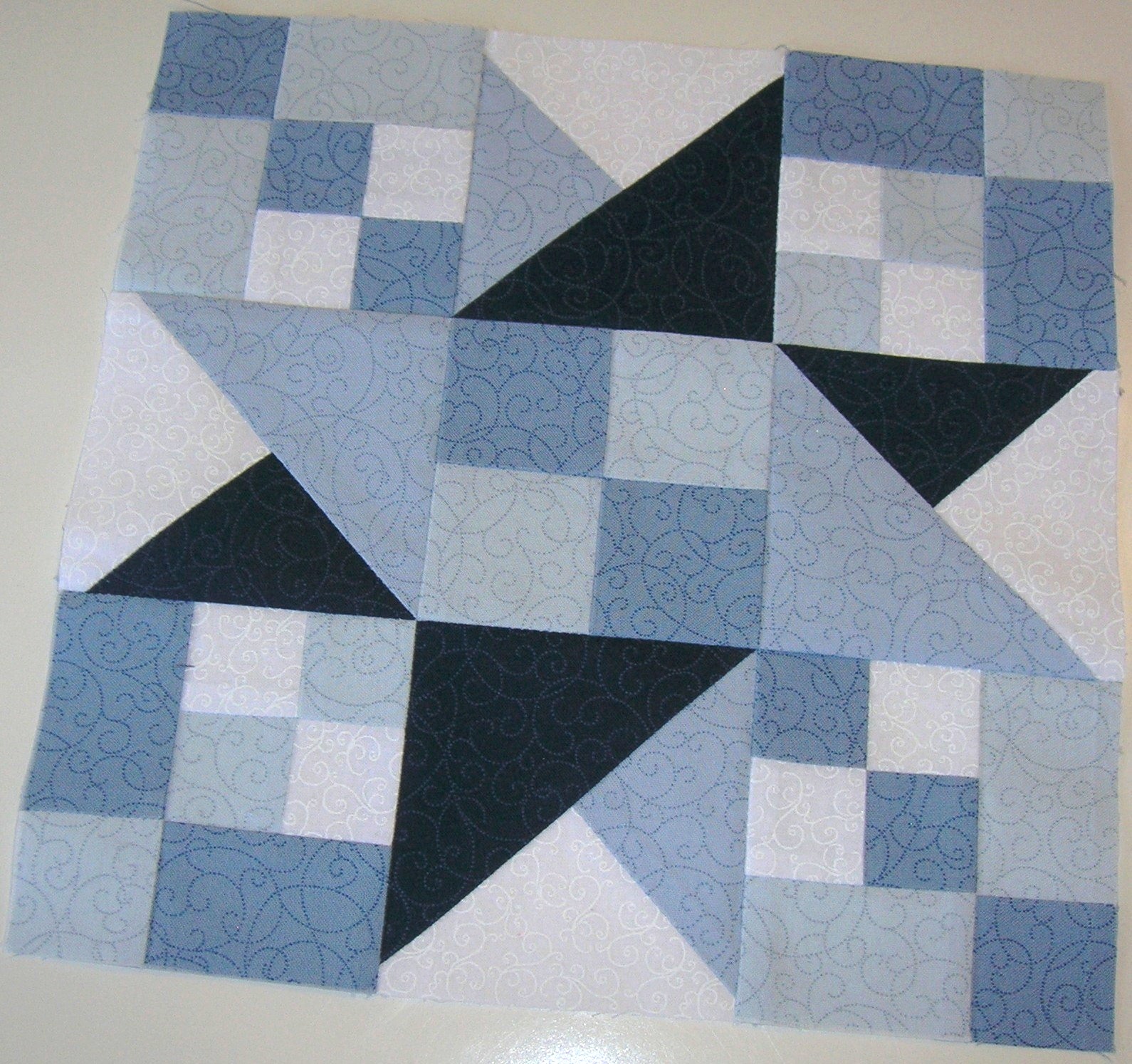Such a Sew and Sew: Checkerblock Star: Not A Scrap Quilt