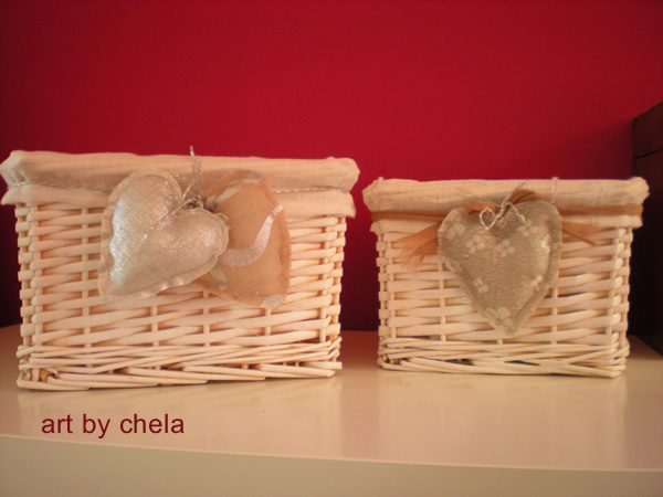 * Art by Chela *: Customizando canastas de mimbre
