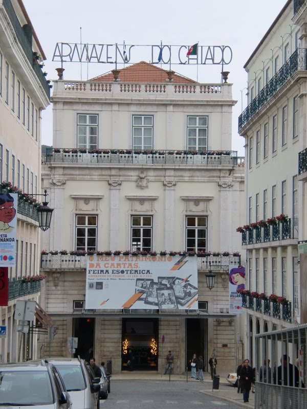 [Armazens_do_Chiado.JPG]