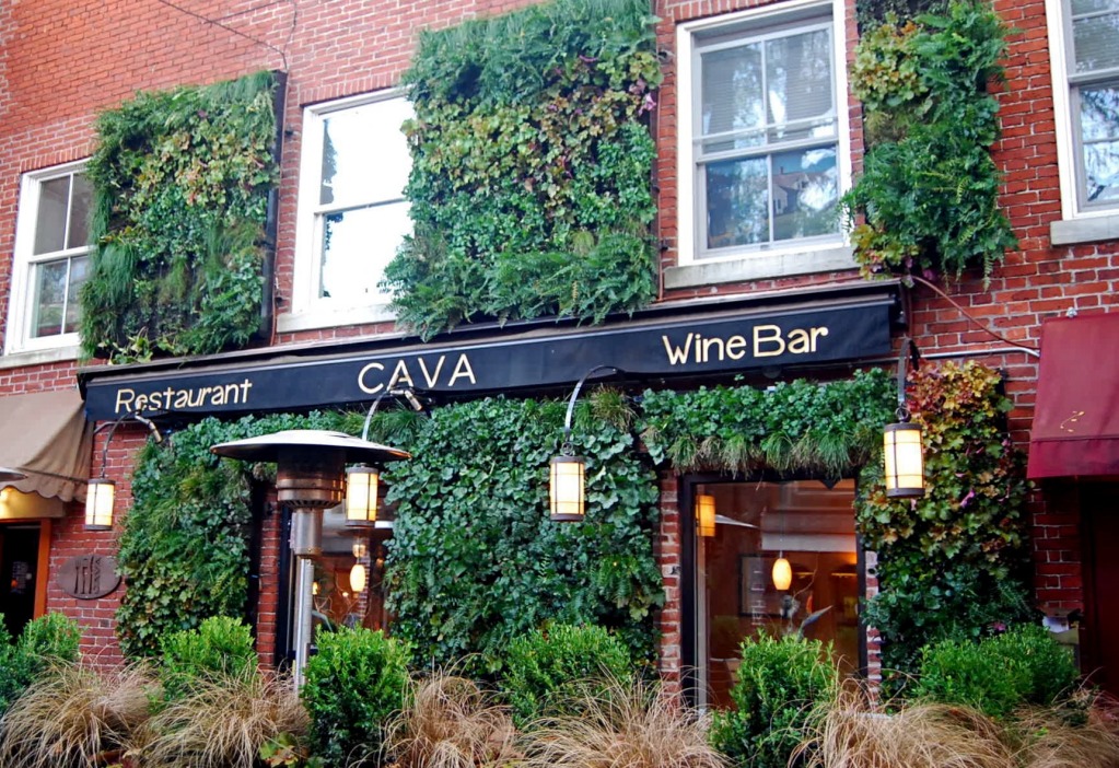 paradis express Cava tapas and wine bar in Portsmouth, New Hampshire