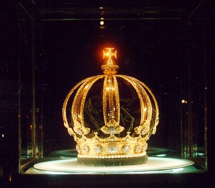 [Brazilian_Imperial_Crown.jpg]