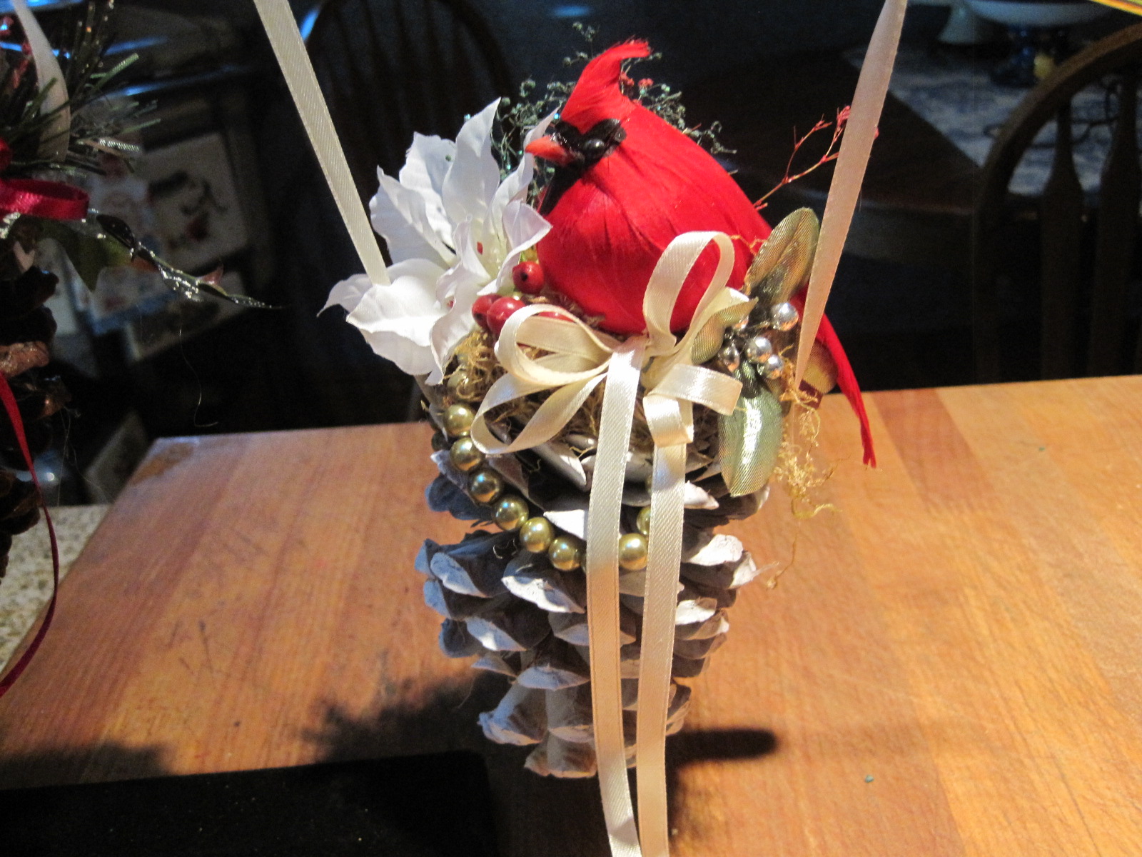 Happy To Be PINE CONES ORNAMENTS