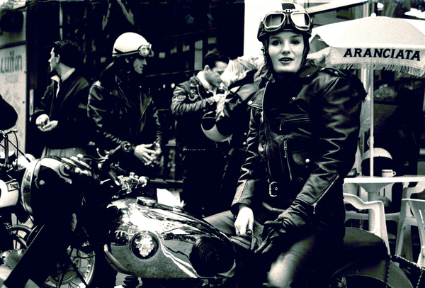 Girls on Motorcycles - pics and comments - Page 213 - Triumph Forum ...