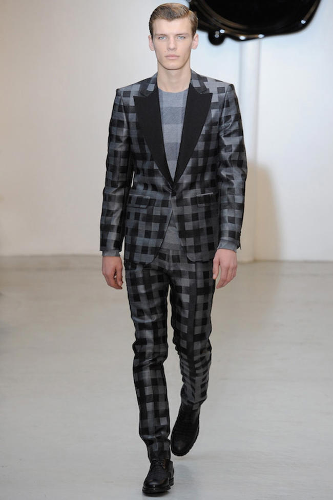 Men's Threads: Patterned Suit from Viktor & Rolf: Things I Want
