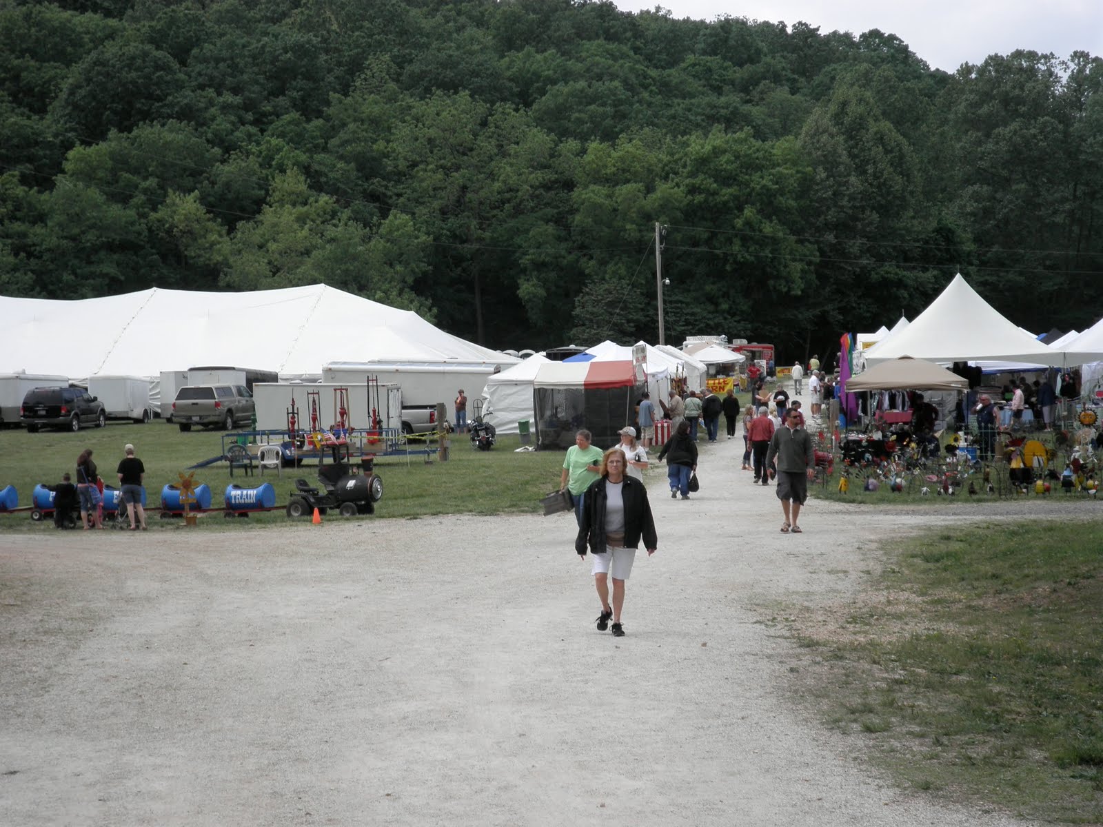 Jo Jones, Traveling Lady Spring Craft Fairs Here in the Ozarks
