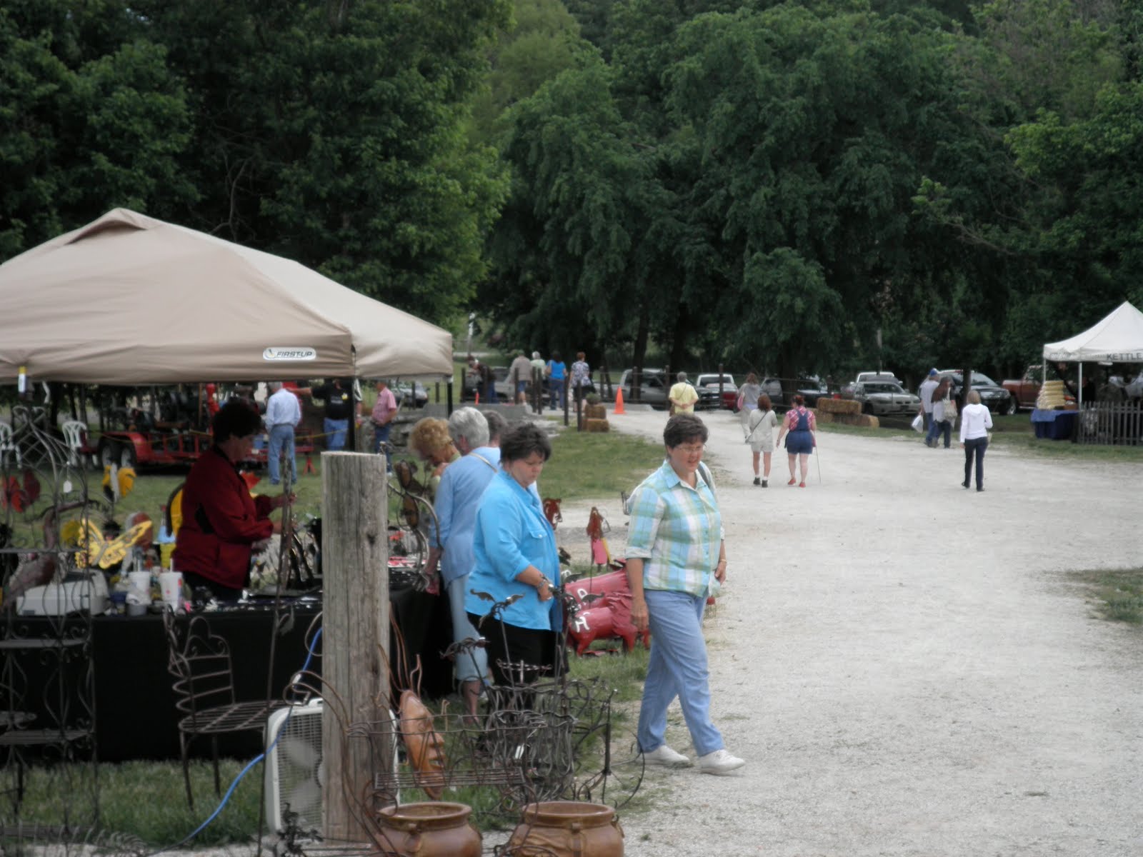 Jo Jones, Traveling Lady Spring Craft Fairs Here in the Ozarks