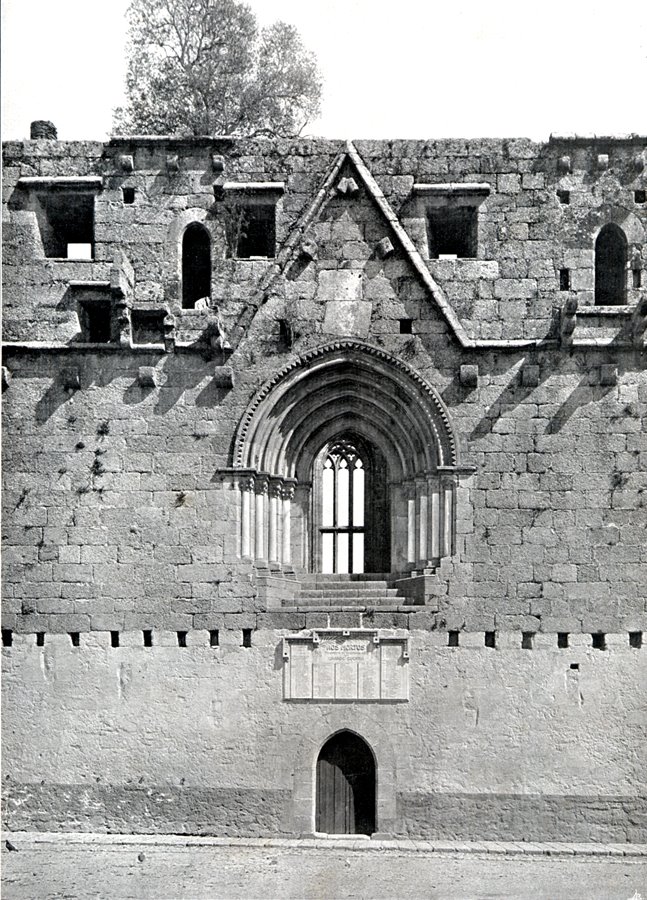 [ILModerna184Web.jpg]