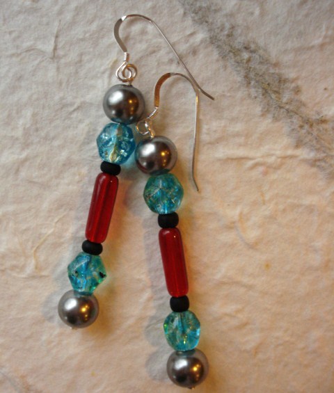 [crackle+bead+earrings.JPG]