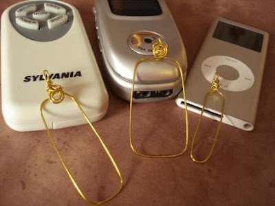 How to Make Wire Wrapped Pendant Frames Using Gadgets / The Beading Gem