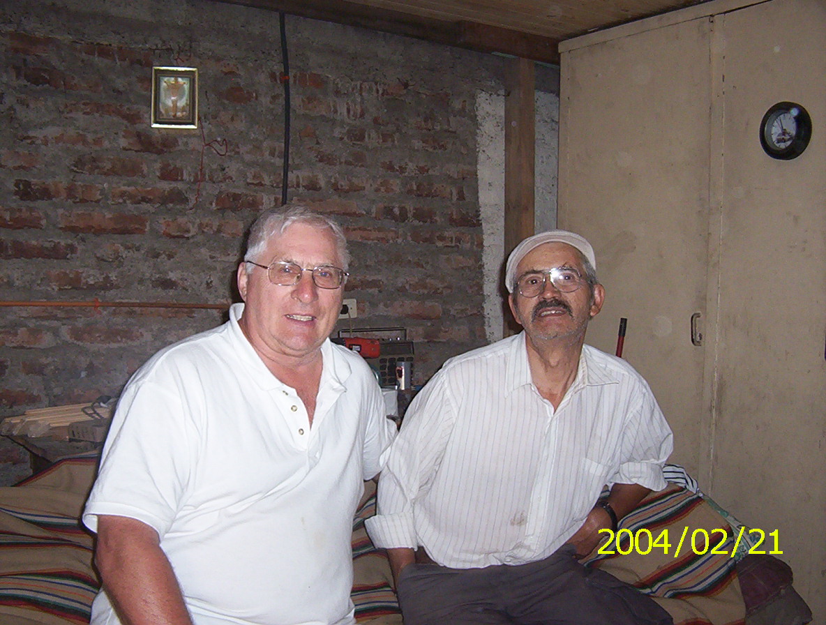 [oscar+et+guillermo.JPG]