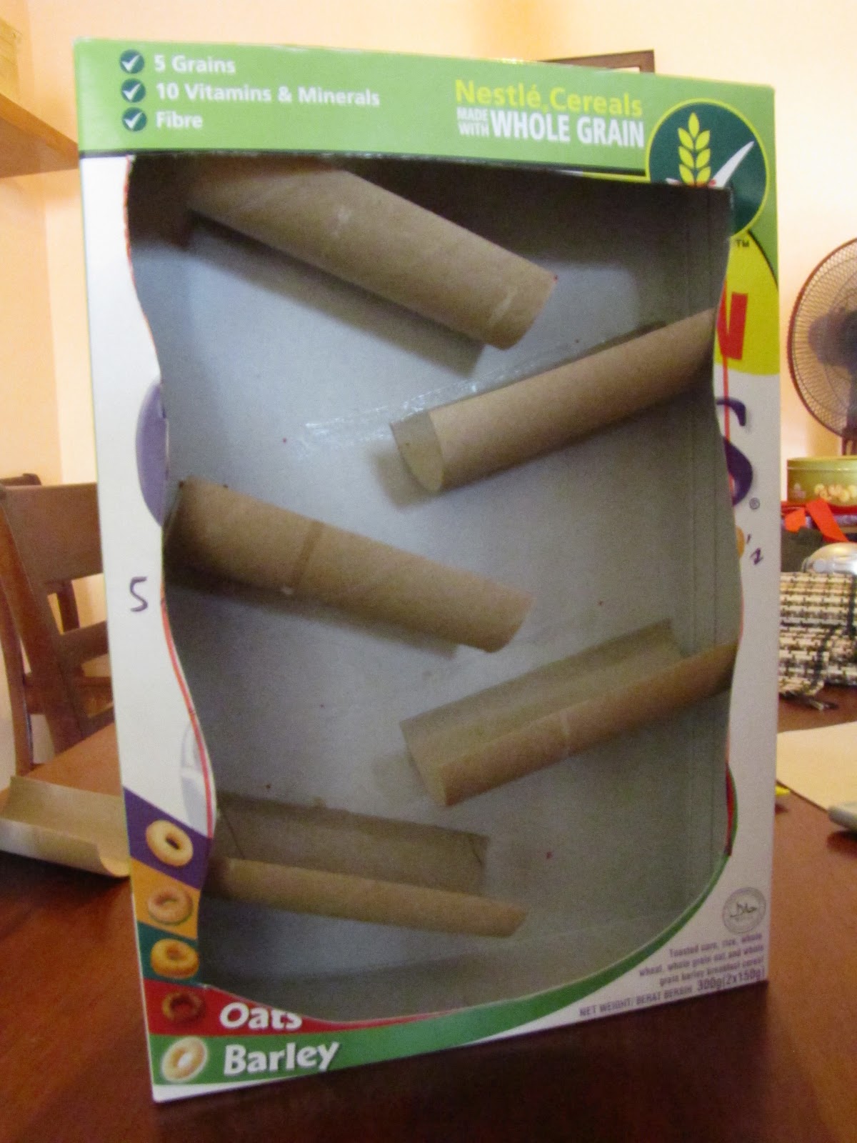 This Mama Loves... MOMMade 'Marble' Run [Homemade Children Craft]