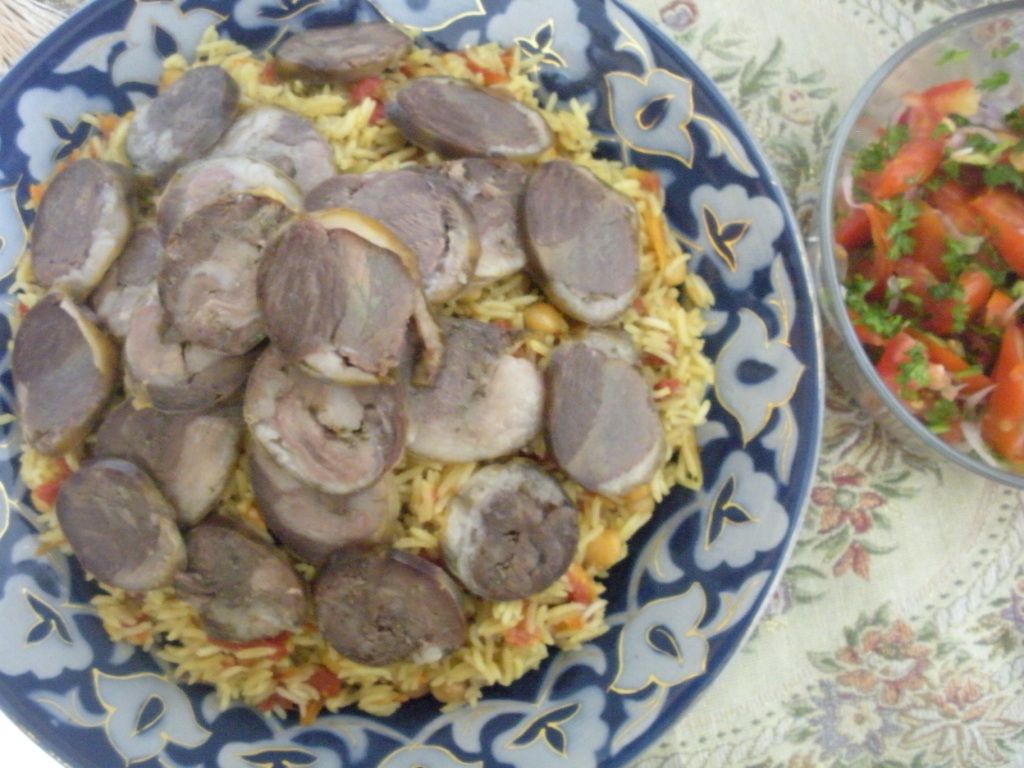 The Art of Uzbek Cuisine: Qazi palov (Pilaf with horse meat sausages)