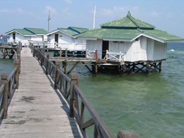 [pulau+bidadari3.jpg]