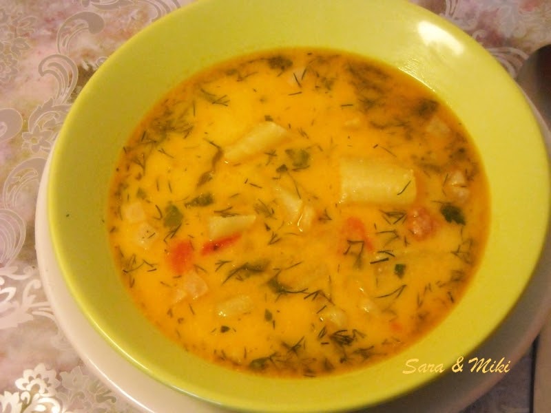 Les plats roumaines Potage aux pommes de terre et lard fumé Les plats roumaines Potage aux pommes de terre et lard fumé